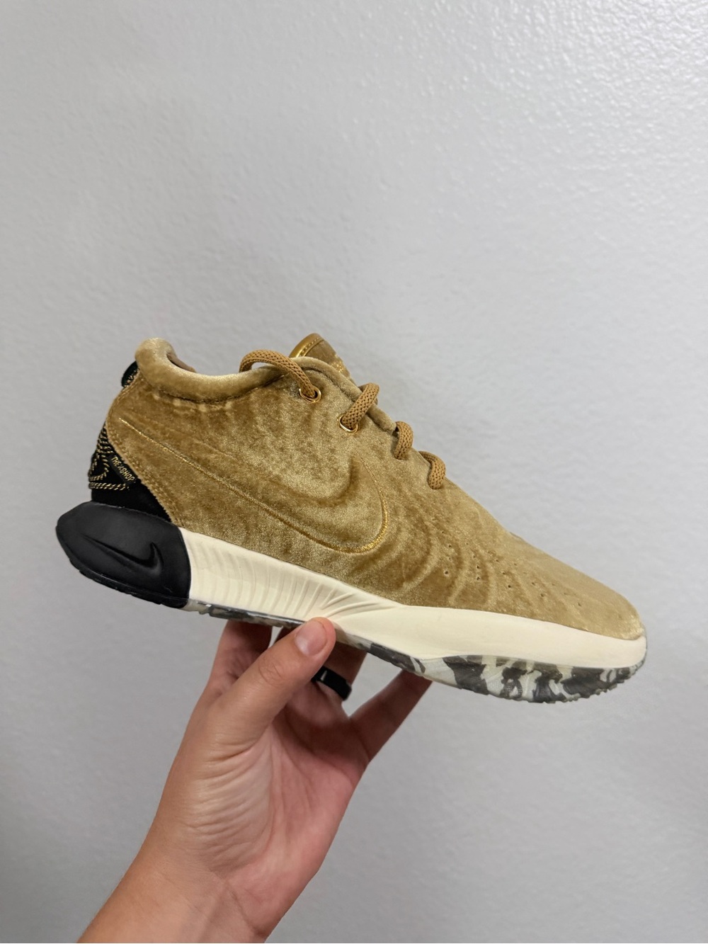 Nike LeBron 21 gold suede